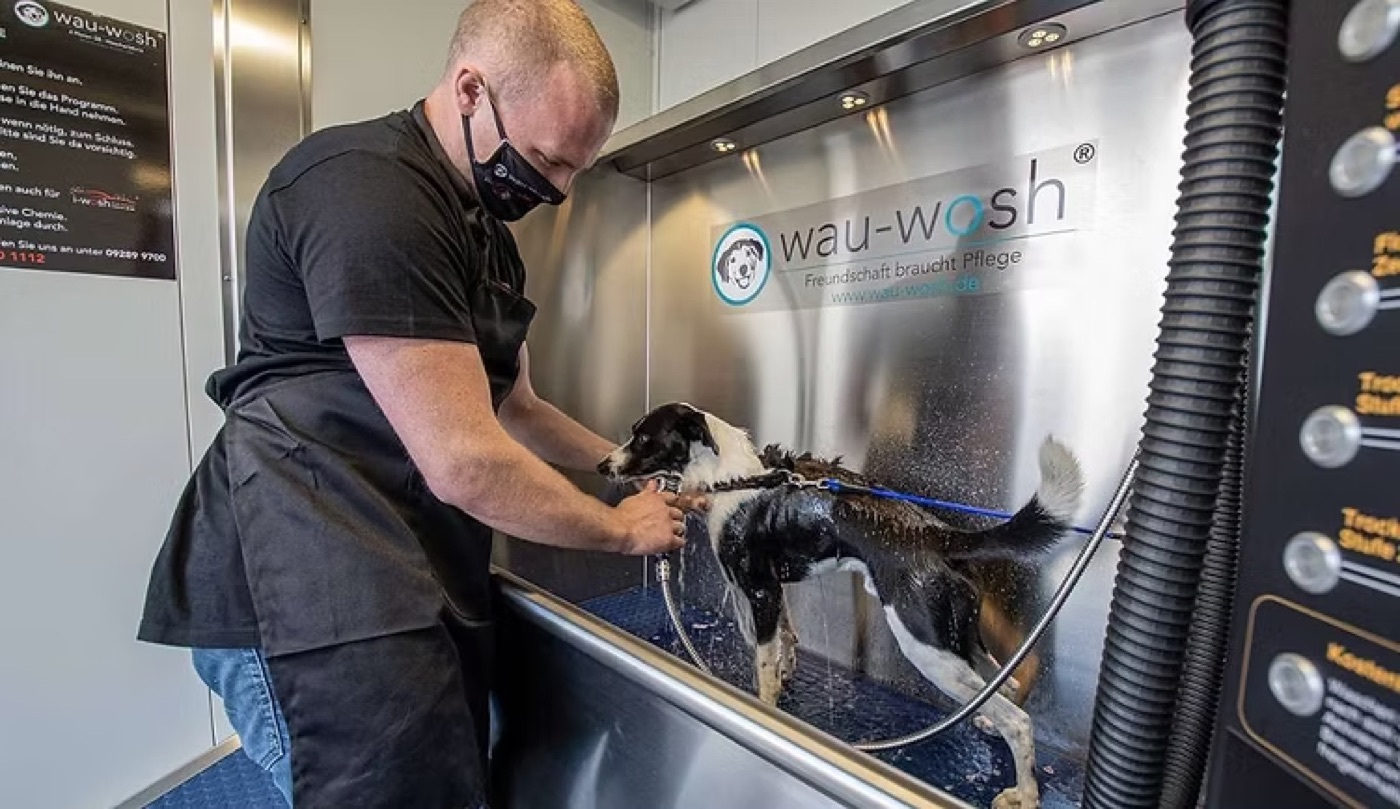 Wau Wash &ndash; Hundewaschplatz